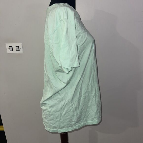 Disney Mickey's Very Merry Christmas Party 2017 Ladies Green Shirt 3X Tee - Picture 4 of 10